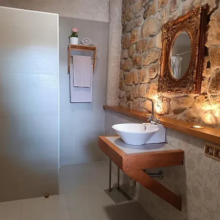 La Casa De Lita Y Gundo